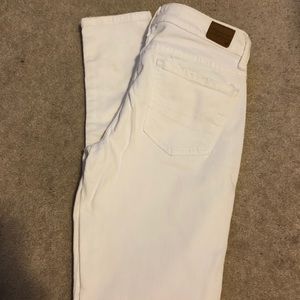 American Eagle white jeans